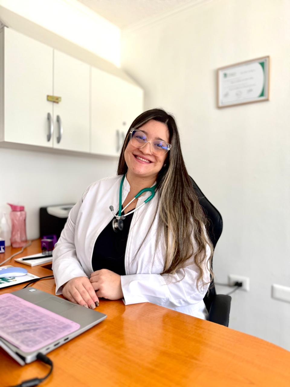 Dra. Giorgi Villasmil en su consulta médica